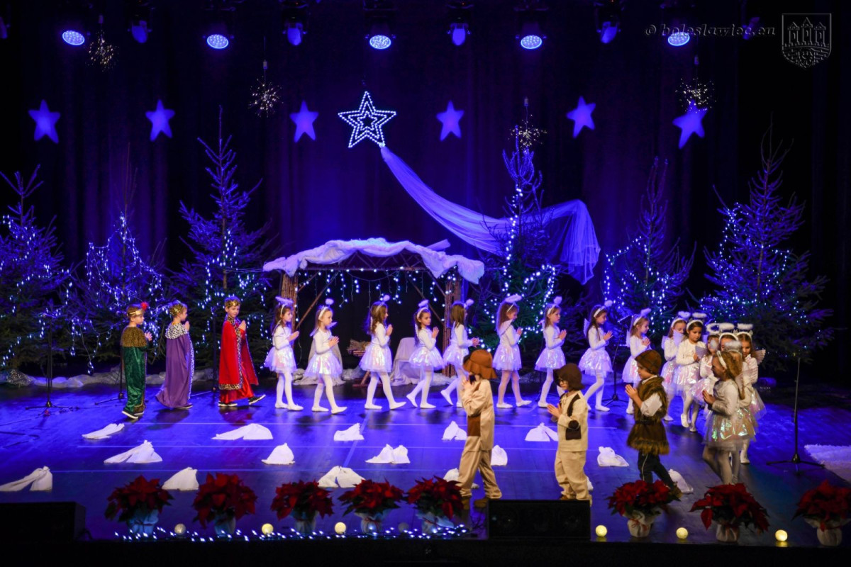 Jasełka w wykonaniu przedszkolaków z „siódemki”