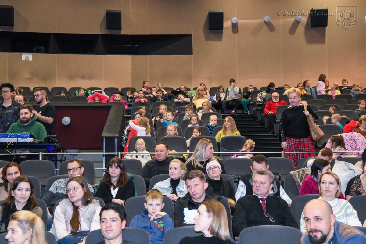 Jasełka w wykonaniu przedszkolaków z „siódemki”