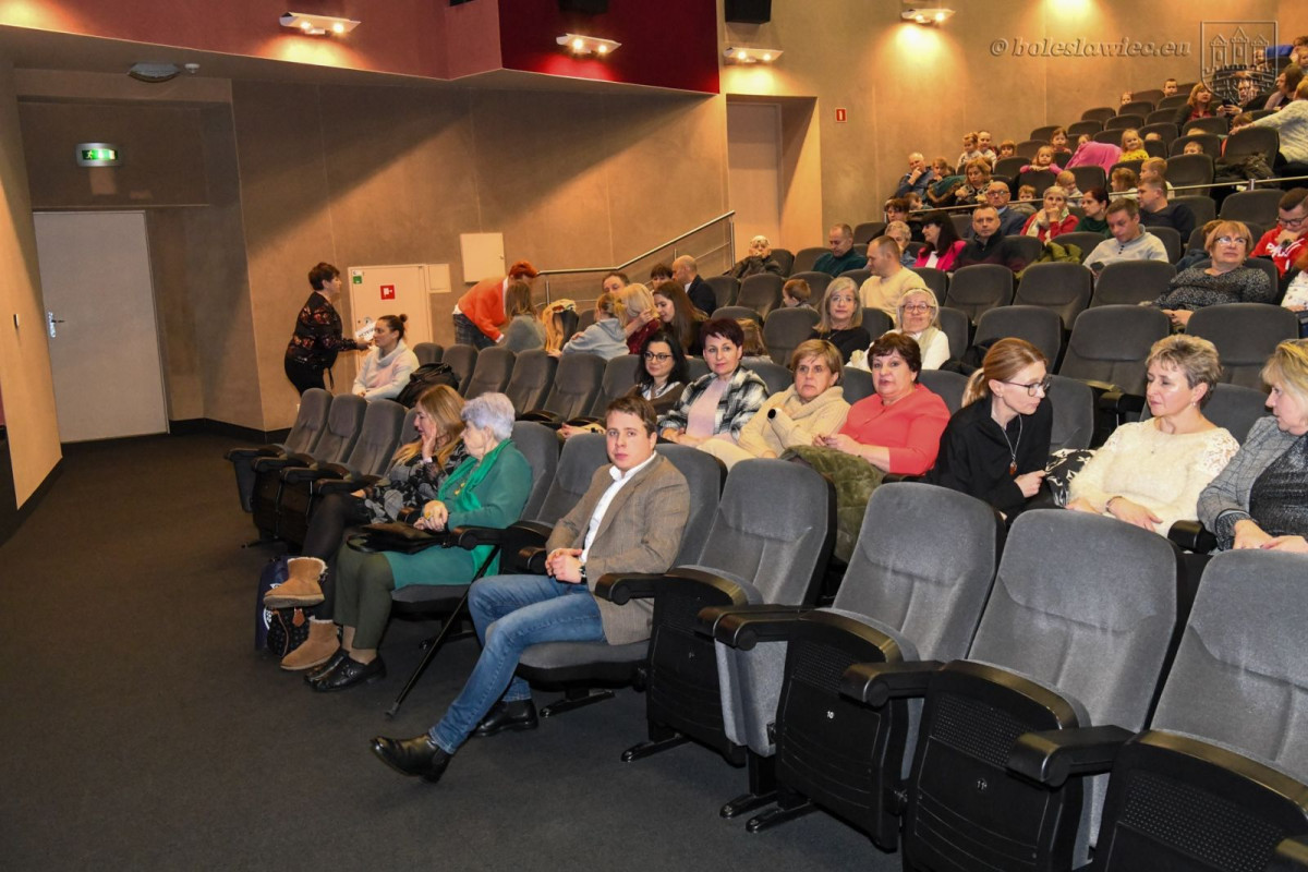 Jasełka w wykonaniu przedszkolaków z „siódemki”