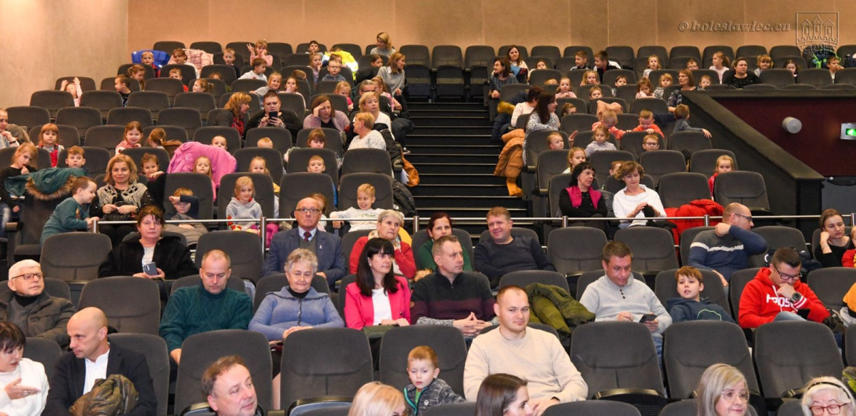 Jasełka w wykonaniu przedszkolaków z „siódemki”