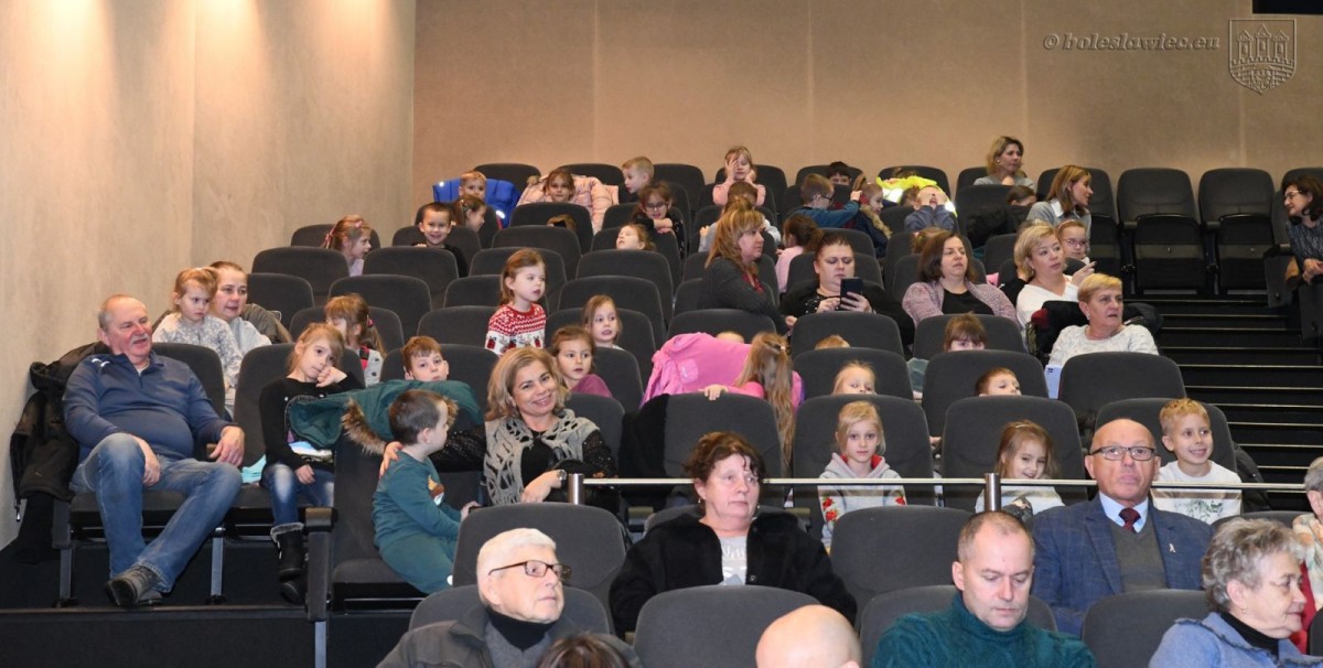 Jasełka w wykonaniu przedszkolaków z „siódemki”