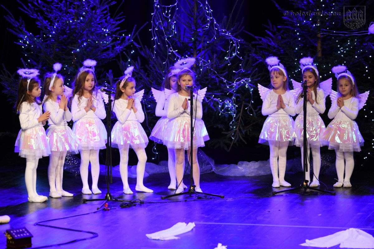 Jasełka w wykonaniu przedszkolaków z „siódemki”