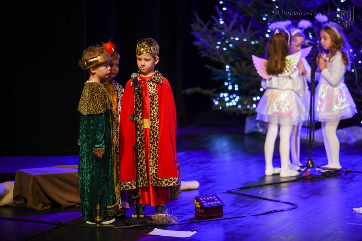 Jasełka w wykonaniu przedszkolaków z „siódemki”
