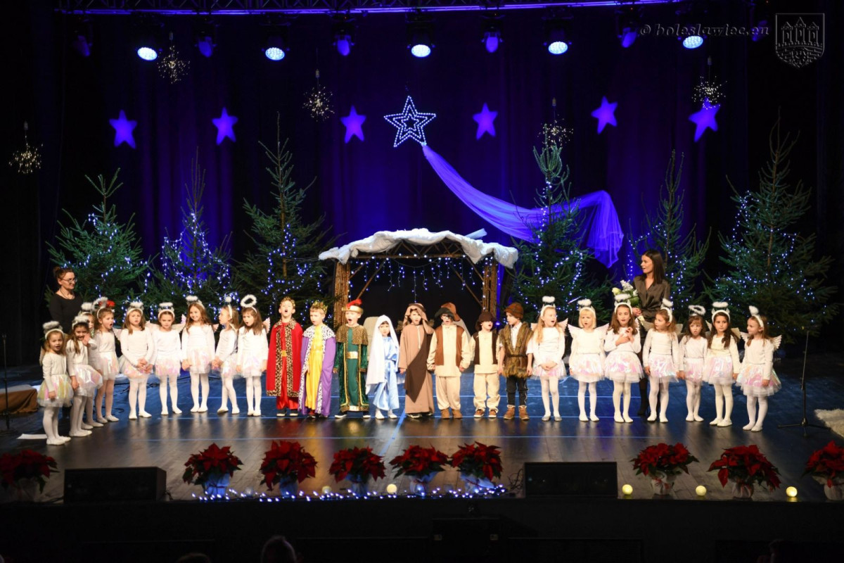 Jasełka w wykonaniu przedszkolaków z „siódemki”