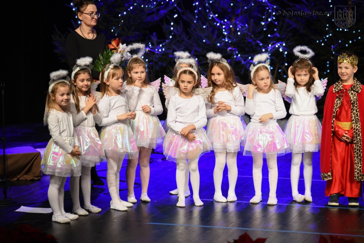 Jasełka w wykonaniu przedszkolaków z „siódemki”