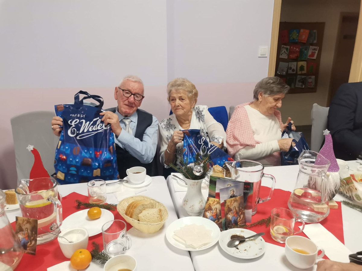Wigilia seniorów z Dziennego Domu Senior + w Bolesławcu