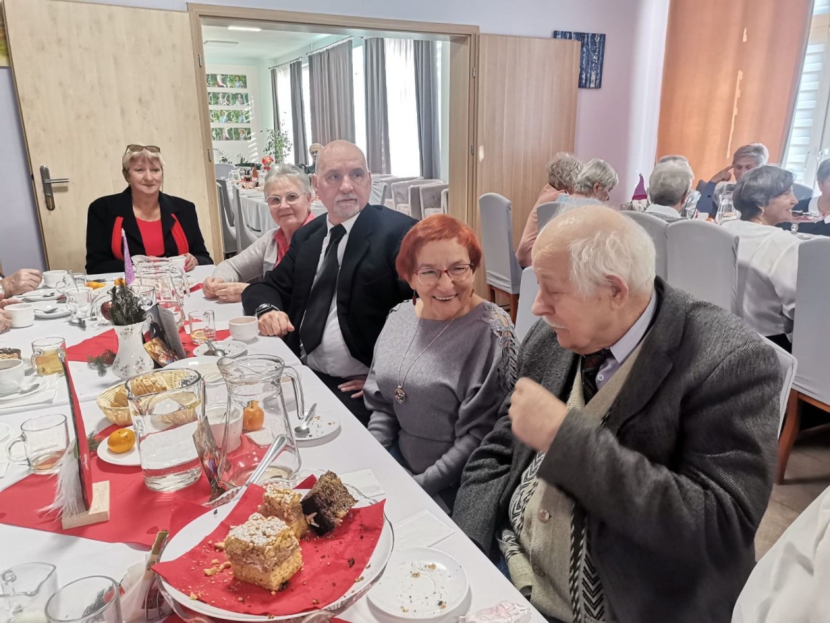 Wigilia seniorów z Dziennego Domu Senior + w Bolesławcu