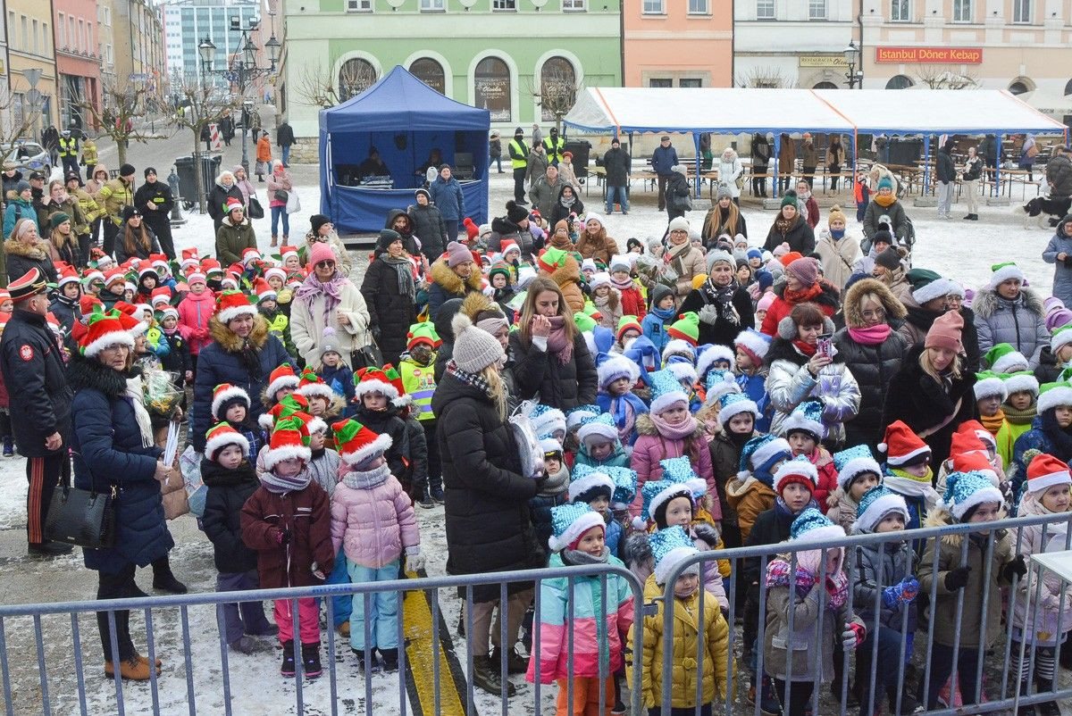 Parada Pomocników św. Mikołaja w Bolesławcu