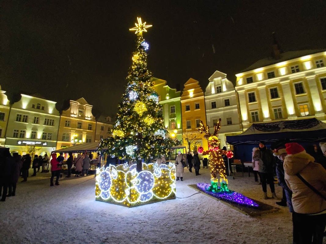 Gwiazdka życzliwości na bolesławieckim Rynku