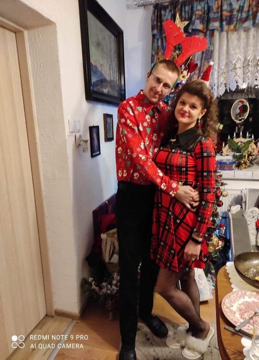 zdj. 8.para (kobieta brunetka) Konkurs Marpolu na najlepszą stylizację świąteczną!