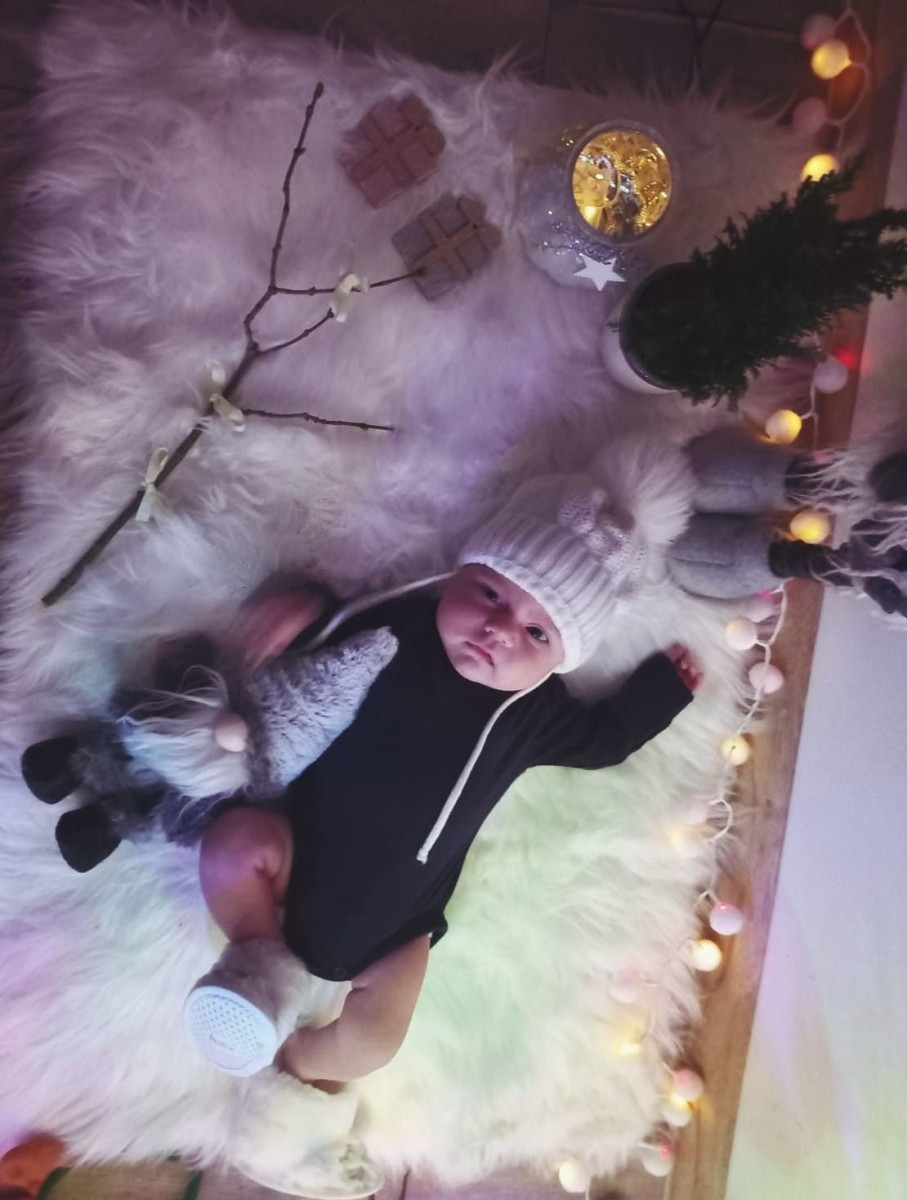 zdj. 11. bobas na puchu śniegu Konkurs Marpolu na najlepszą stylizację świąteczną!