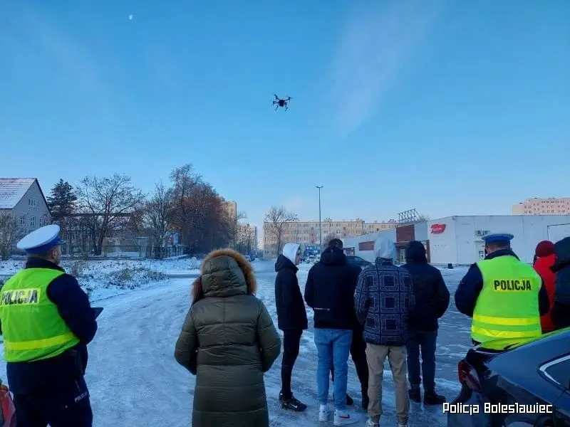 Pokaz sprzętu technicznego wykorzystywanego przez policjantów
