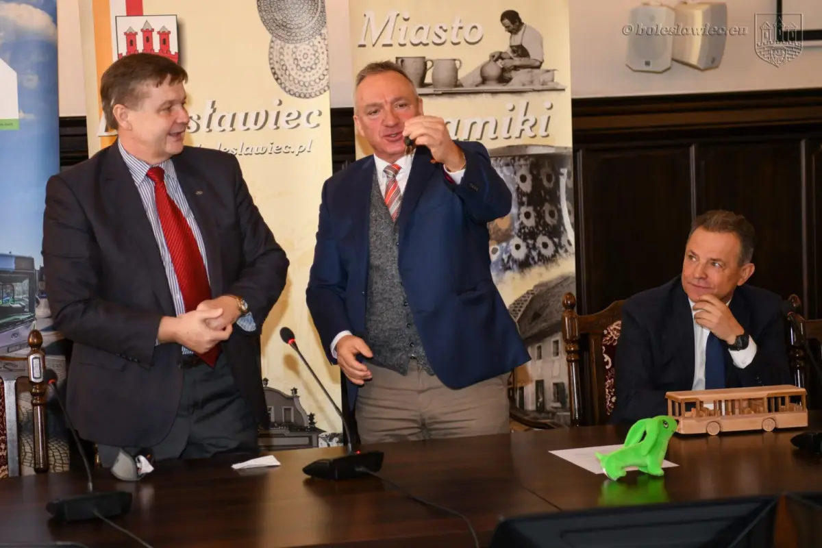 Przekazanie trzeciego autobusu elektrycznego spółce MZK Bolesławiec