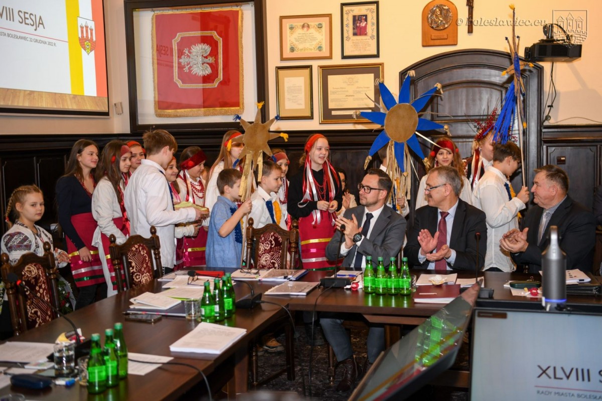 Ukraińska młodzież na sesji Rady Miasta w Bolesławcu