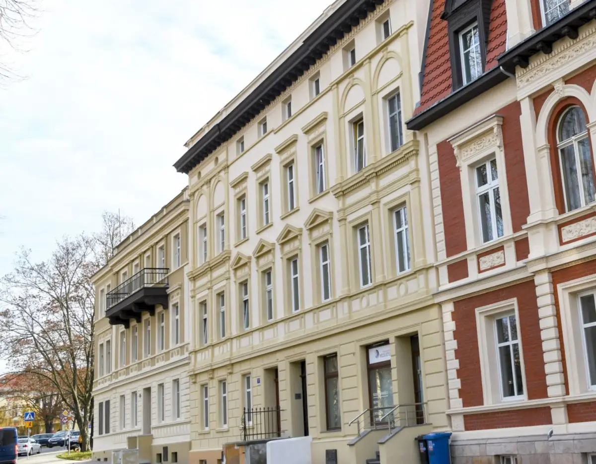 Zobacz, jak wyglądają wyremontowane kamienice przy ul. Kubika i sala przy Bankowej