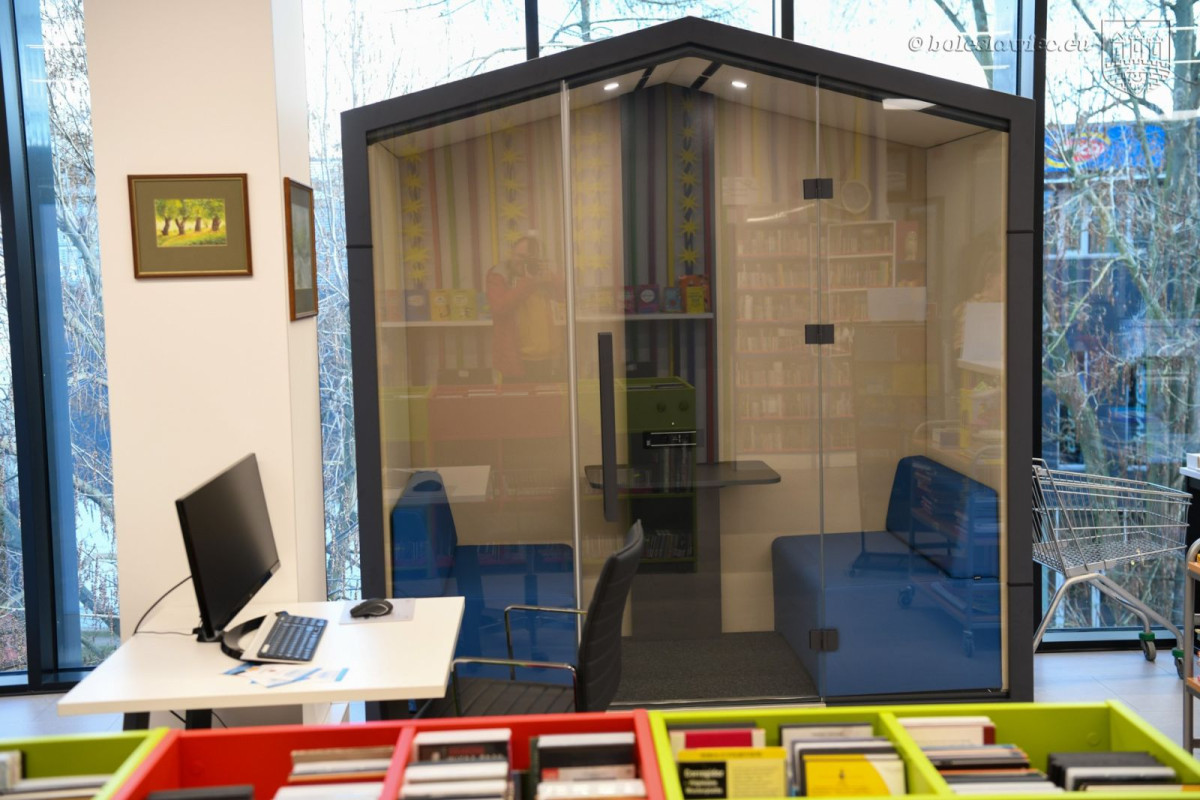 Kabina akustyczna w Centrum Wiedzy w Bolesławcu