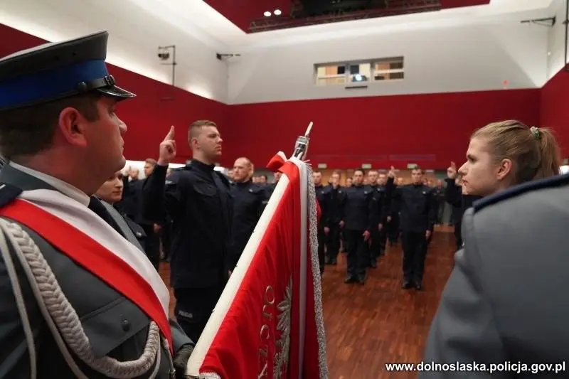 Nowi policjanci w dolnośląskiej policji