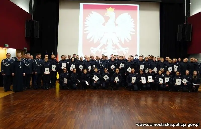 Nowi policjanci w dolnośląskiej policji
