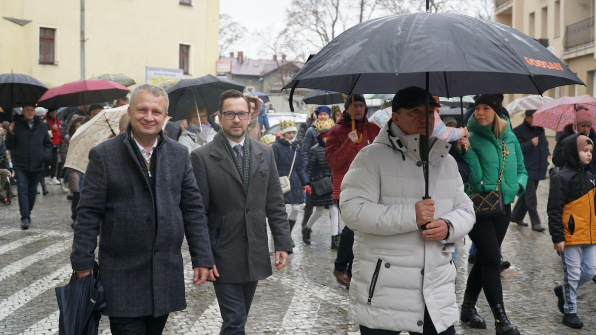 Orszak Trzech Króli przeszedł ulicami Bolesławca