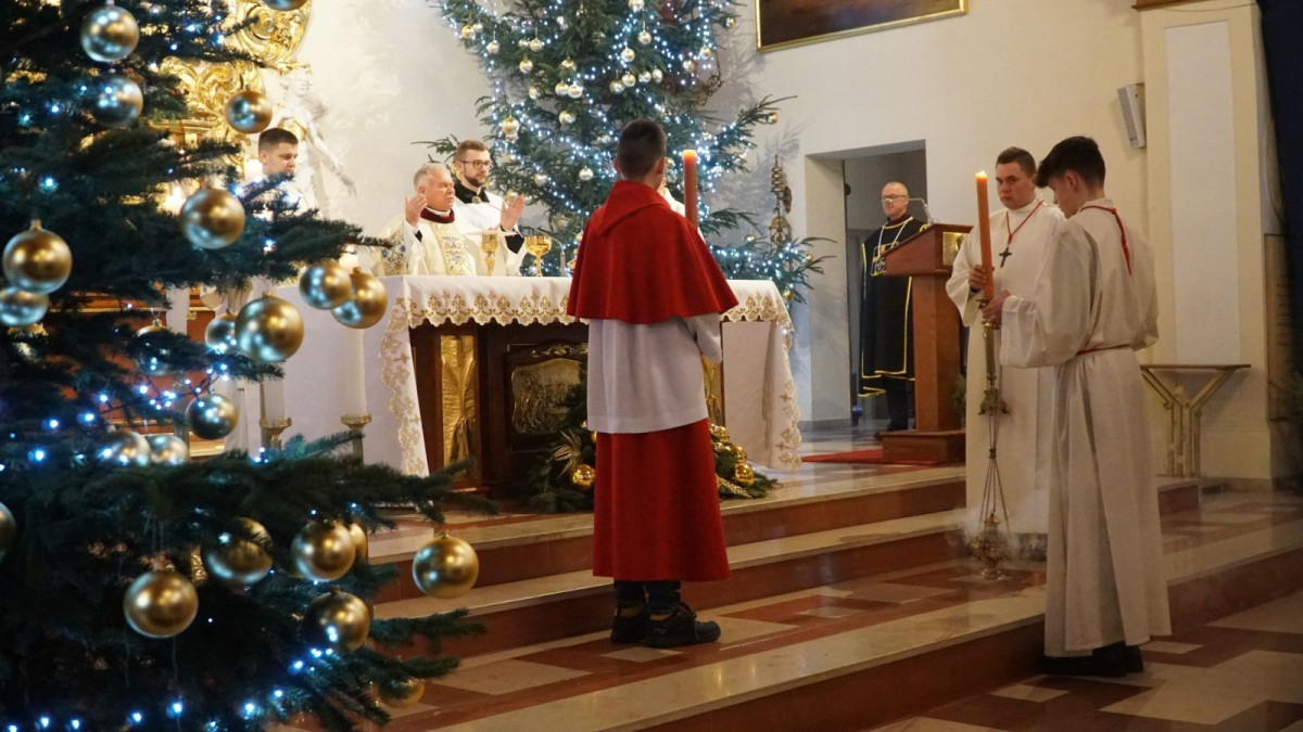 Orszak Trzech Króli przeszedł ulicami Bolesławca