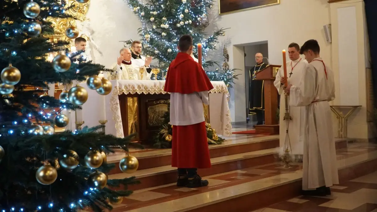 Orszak Trzech Króli przeszedł ulicami Bolesławca
