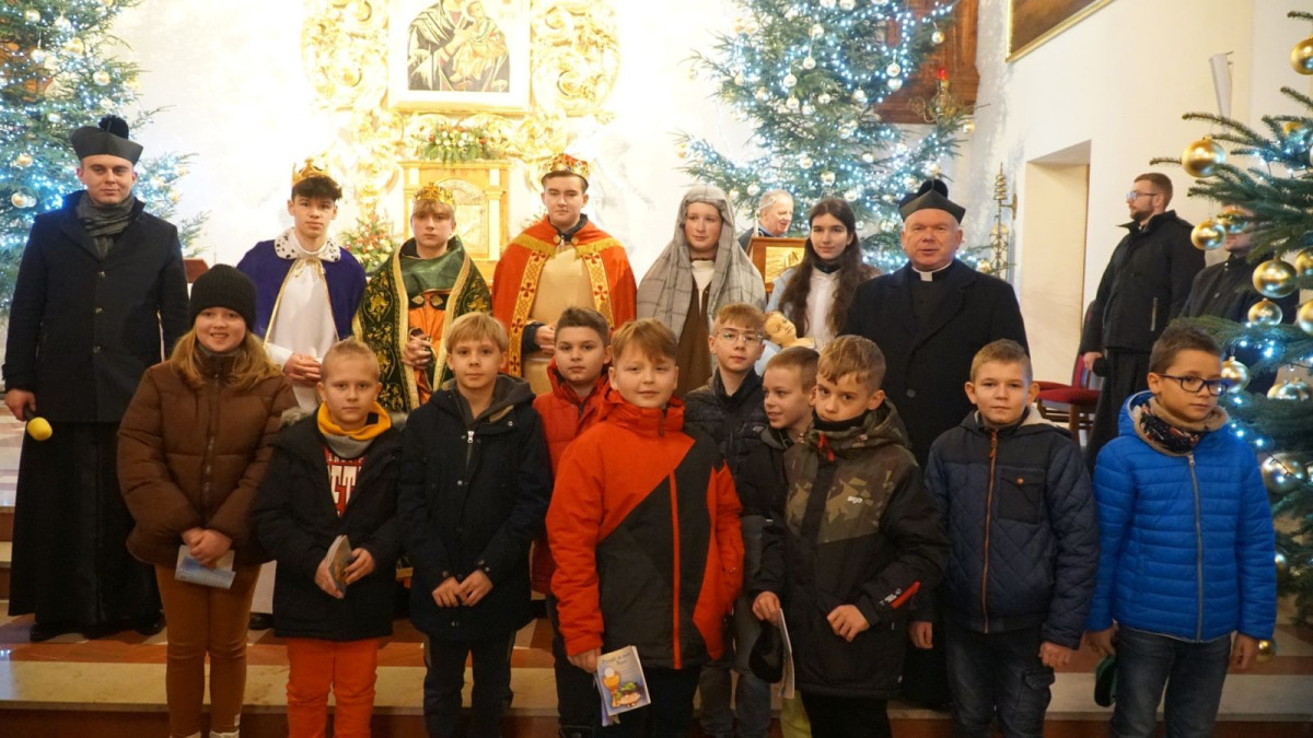 Orszak Trzech Króli przeszedł ulicami Bolesławca