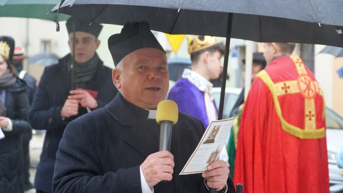 Orszak Trzech Króli przeszedł ulicami Bolesławca