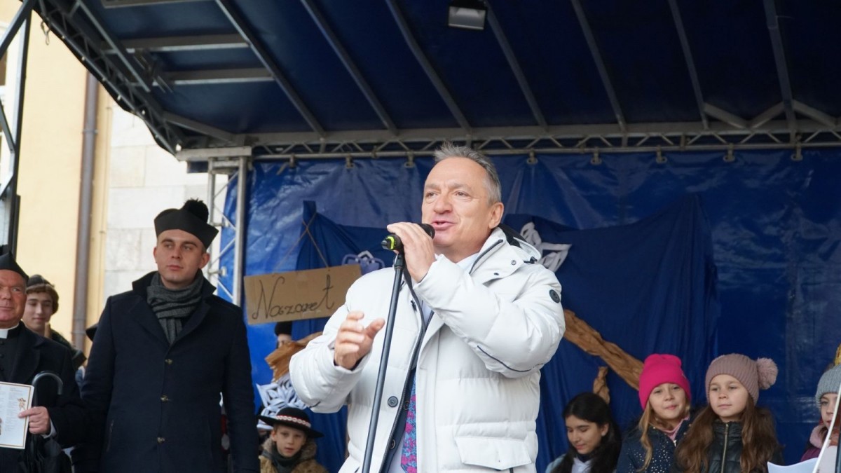 Orszak Trzech Króli przeszedł ulicami Bolesławca