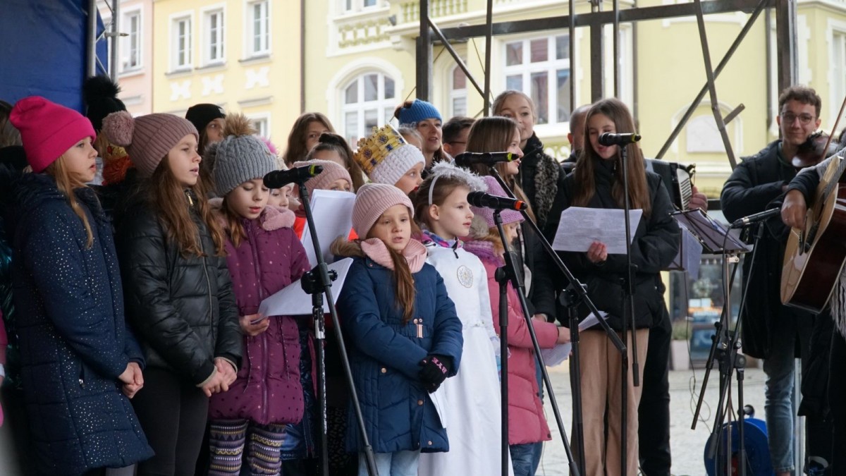 Orszak Trzech Króli przeszedł ulicami Bolesławca