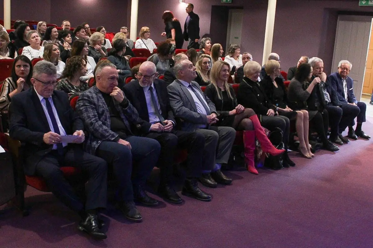 Diamentowy ESO ANGELS dla bolesławieckiego centrum udarowego. Ratownicy z platyną