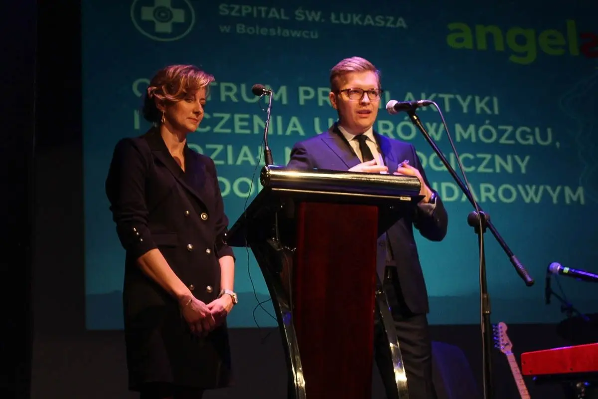 Diamentowy ESO ANGELS dla bolesławieckiego centrum udarowego. Ratownicy z platyną