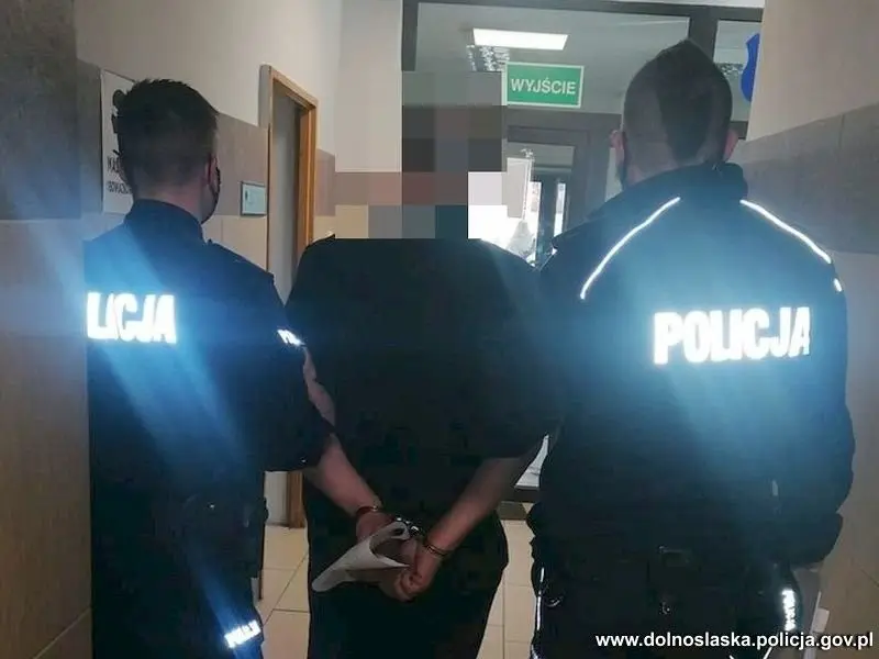 Siekiera i podejrzany