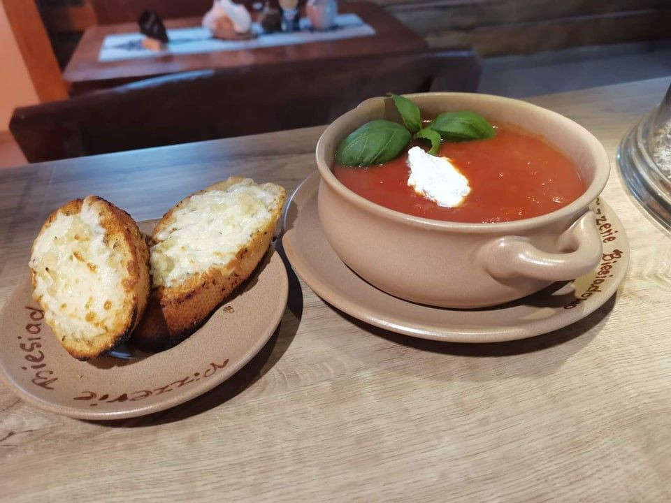 Biesiadowo Bolesławiec - ul. Kleeberga 2 (I piętro)