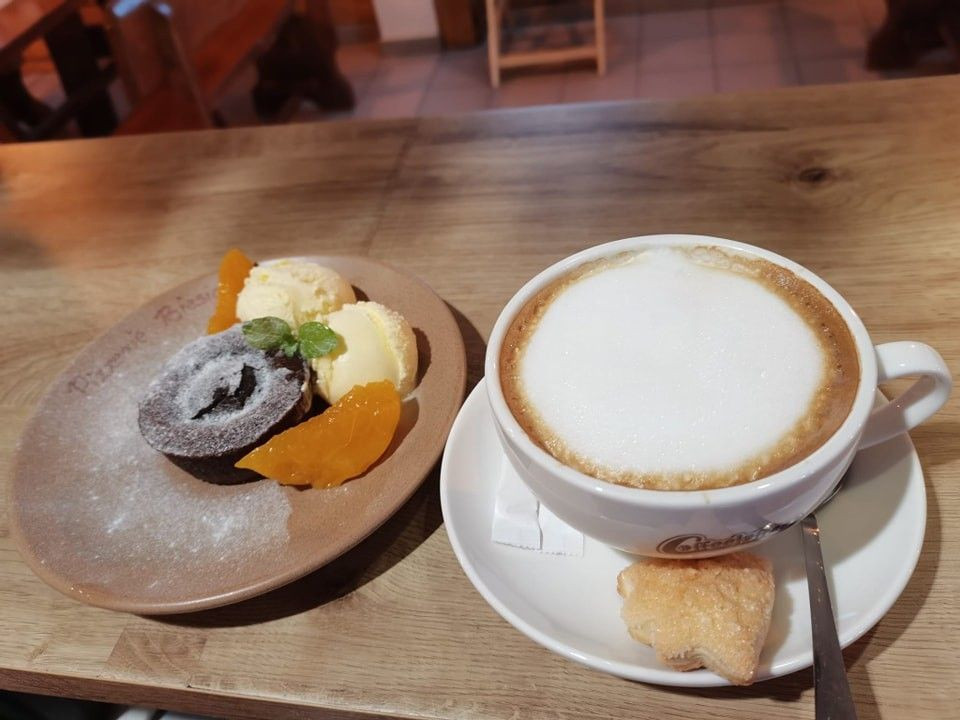 Biesiadowo Bolesławiec - ul. Kleeberga 2 (I piętro)