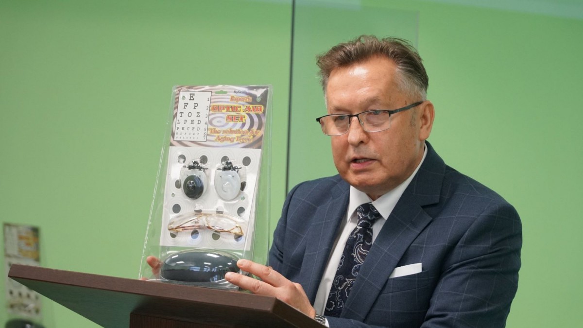 Otwarcie strzelnicy pneumatycznej w II Liceum Ogólnokształcącym w Bolesławcu