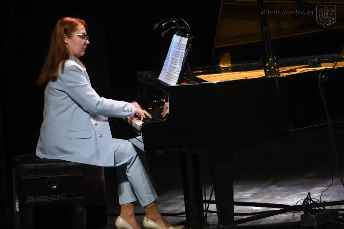 Koncert Noworoczny uczniów i nauczycieli Państwowej Szkoły Muzycznej I st. im Witolda Lutosławskiego w Bolesławcu