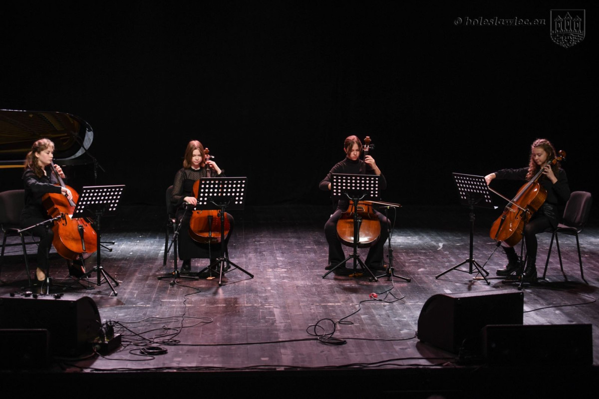 Koncert Noworoczny uczniów i nauczycieli Państwowej Szkoły Muzycznej I st. im Witolda Lutosławskiego w Bolesławcu