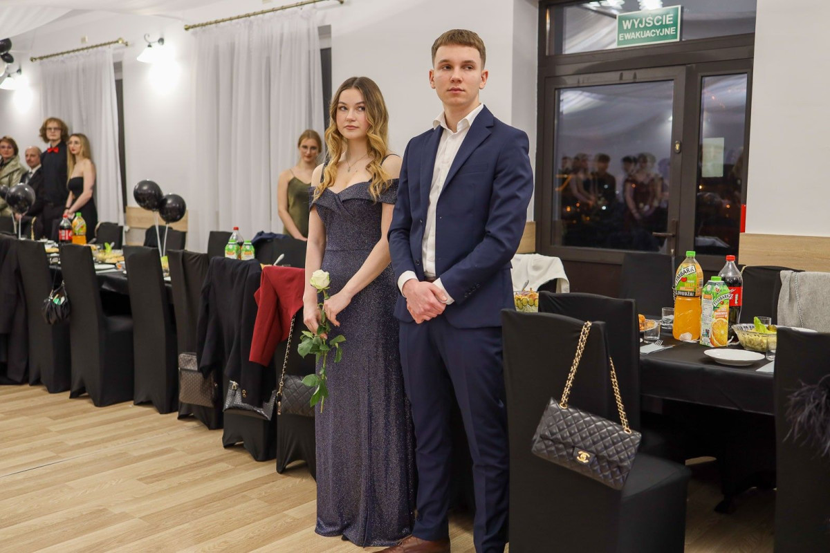 Studniówka uczniów bolesławieckiego Oxpressu