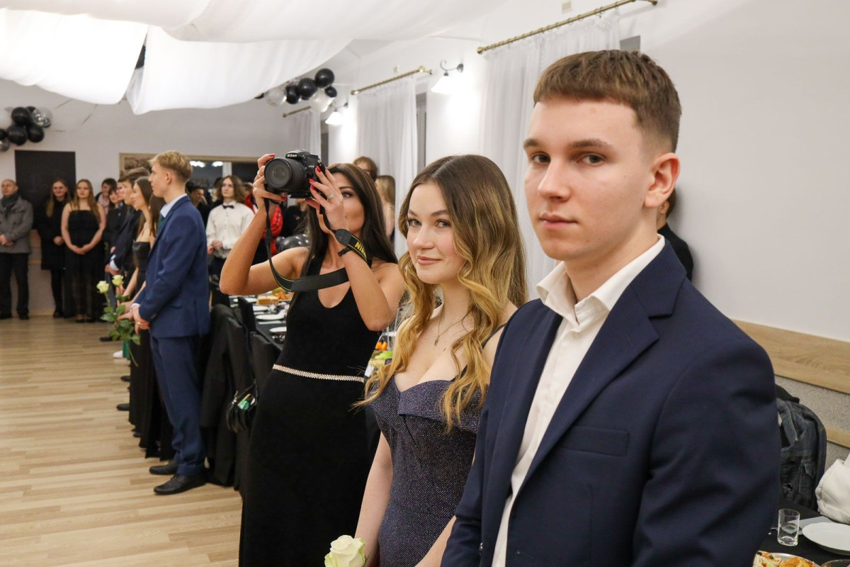 Studniówka uczniów bolesławieckiego Oxpressu