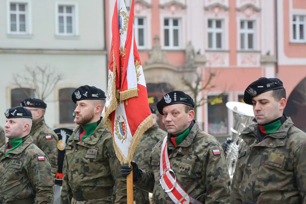 Żołnierska przysięga na bolesławieckim Rynku