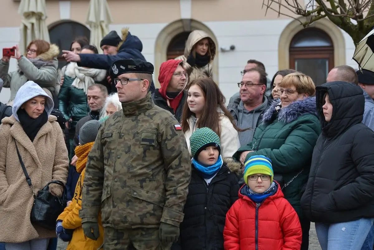 Żołnierska przysięga na bolesławieckim Rynku