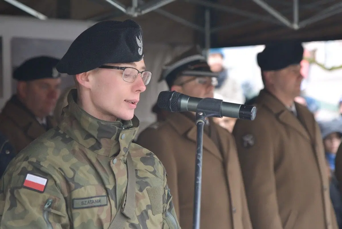 Żołnierska przysięga na bolesławieckim Rynku