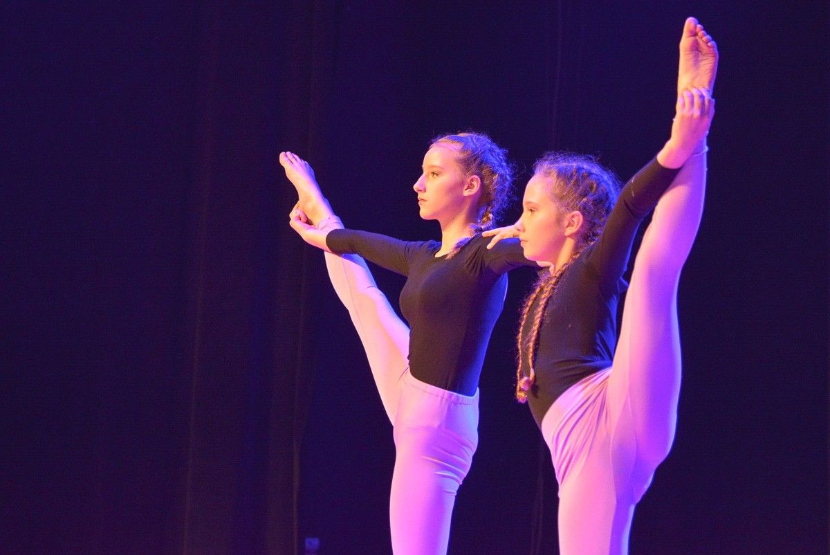 Prezentacja filmu „Glina Show: Wieża z ludzi” oraz występ Zumba Team i Porcelanowych Figurek