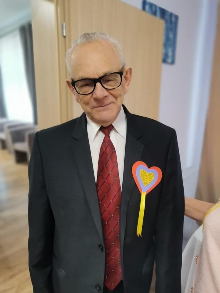 Zabawa walentynkowa w bolesławieckim Domu Dziennym Senior+