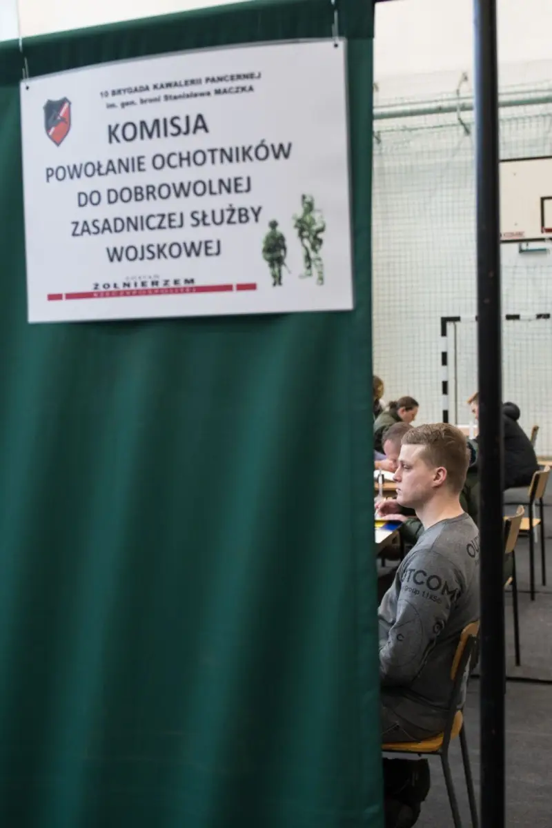 Przyjmowanie kandydatów do Dobrowolnej Zasadniczej Służby Wojskowej