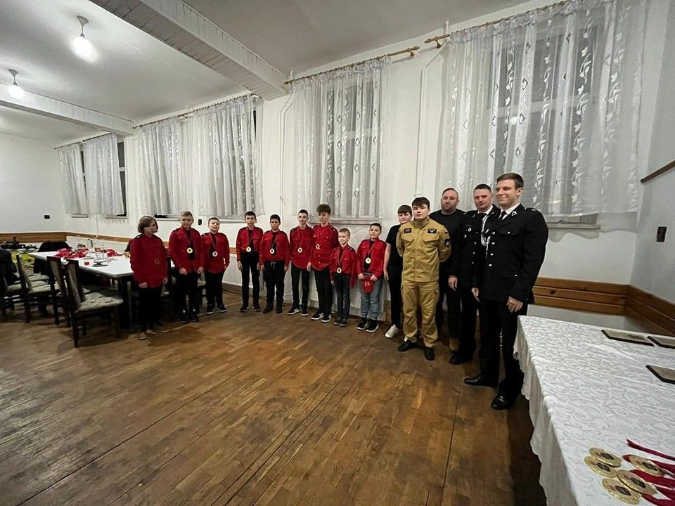 Młodzi strażacy z Nowogrodźca