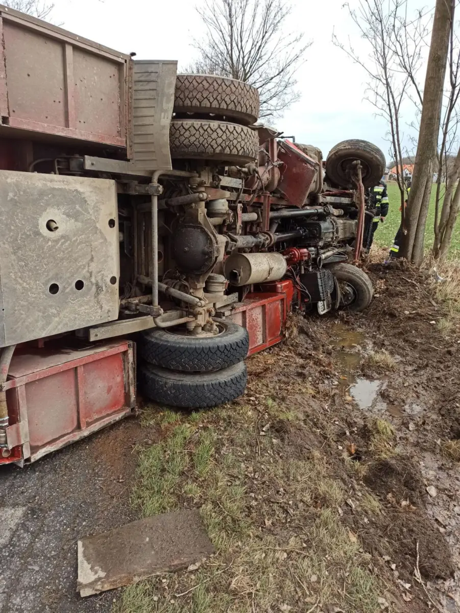 Wypadek strażaków w powiecie legnickim