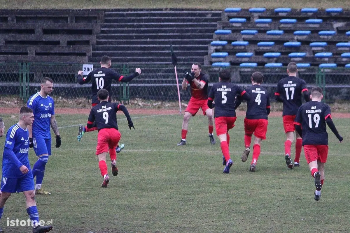 BKS udanie rozpoczął wiosenną rundę. Lider zatrzymany