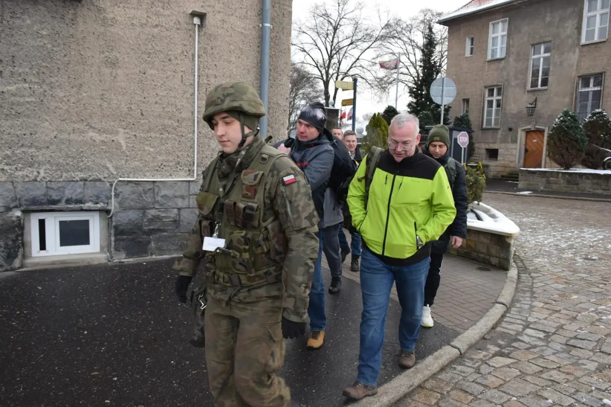 Rezerwiści rozpoczęli szkolenie w bolesławieckim pułku