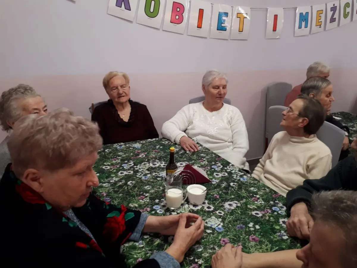 Dzień Kobiet w Dziennym Domu Senior+ w Bolesławcu